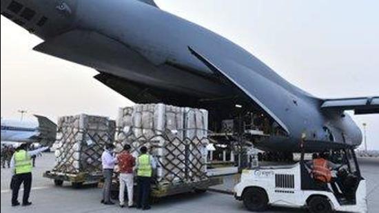 Support for India’s Covid-19 response has continued to pour in from around the world. On Wednesday, Israel airlifted the first consignment of oxygen generators and concentrators to India to conveying a message of solidarity. (Image used for representation). (TWITTER/ @MEAIndia.) Support for India’s Covid-19 response has continued to pour in from around the world. On Wednesday, Israel airlifted the first consignment of oxygen generators and concentrators to India to conveying a message of solidarity. (Image used for representation). (TWITTER/ @MEAIndia.)