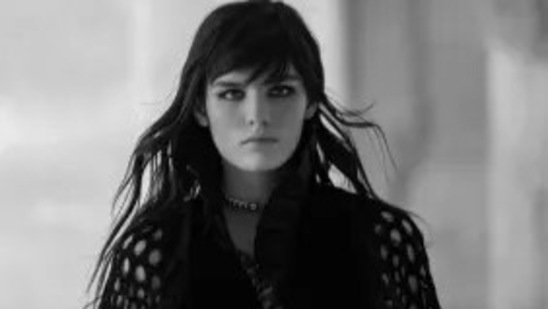 A model presents a piece from the CHANEL Cruise 2021/22 show by Virginie Viard at the Carrières de Lumières. (Chanel website) A model presents a piece from the CHANEL Cruise 2021/22 show by Virginie Viard at the Carrières de Lumières. (Chanel website)
