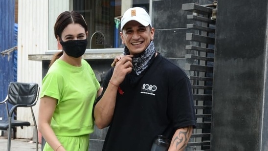 Prince Narula and Yuvika Choudhary happily posed for camera outside a clinic in Andheri, Mumbai.(Varinder Chawla)