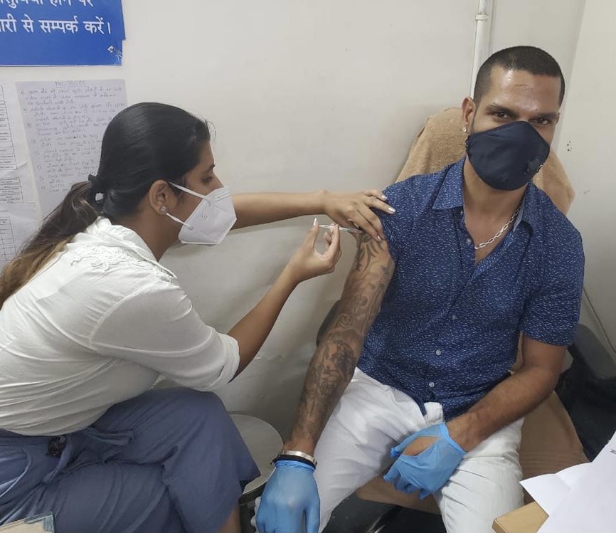 Shikhar Dhawan gets the first dose of Covid-19 vaccine