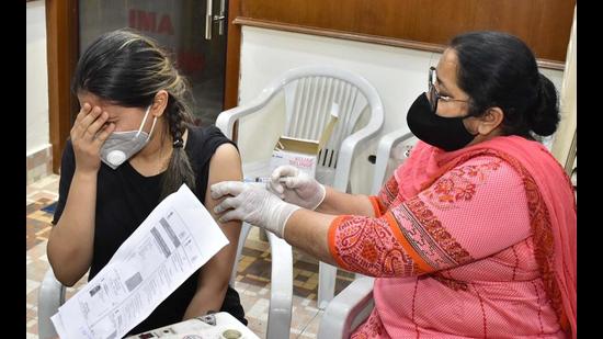 In Punjab, 18+ priority groups to get jabs from Monday In Punjab, 18+ priority groups to get jabs from Monday