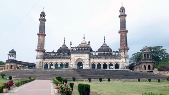 A deserted view of Mosque during the lockdown amid the rise in COVID-19 cases, in Lucknow on Friday. (ANI Photo) A deserted view of Mosque during the lockdown amid the rise in COVID-19 cases, in Lucknow on Friday. (ANI Photo)