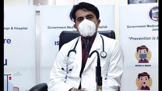 Dr Rajesh Minia, senior resident doctor at Government Medical College and Hospital, Jammu. (HT Photo)