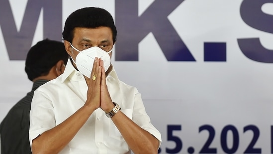 It recalled the party's promise of providing <span class='webrupee'>₹</span>4,000 for rice ration card holders to aid citizens affected due to the pandemic and help them with their livelihood.(PTI) It recalled the party's promise of providing <span class='webrupee'>₹</span>4,000 for rice ration card holders to aid citizens affected due to the pandemic and help them with their livelihood.(PTI)