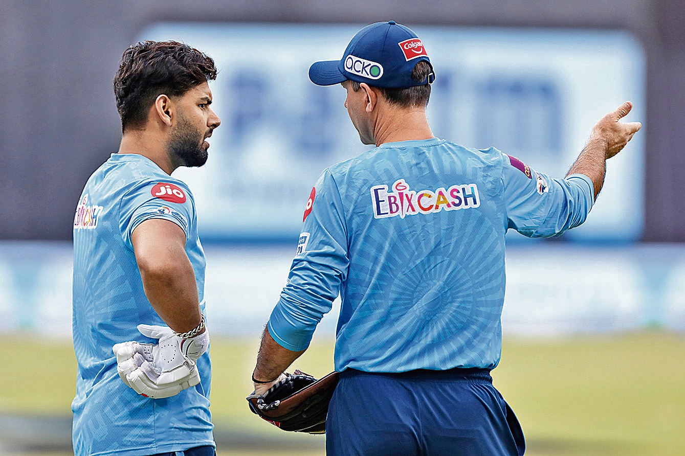 Rishabh Pant and Ricky Ponting of Delhi Capitals (IPL)