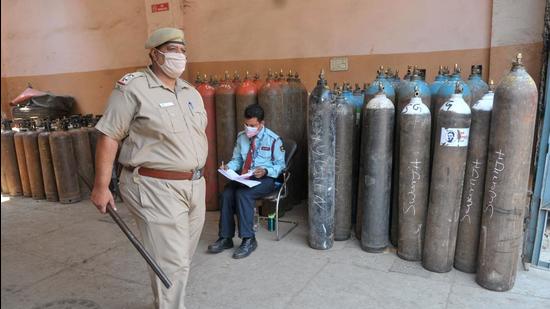PGIMER and Chandigarh admn fight over oxygen PGIMER and Chandigarh admn fight over oxygen