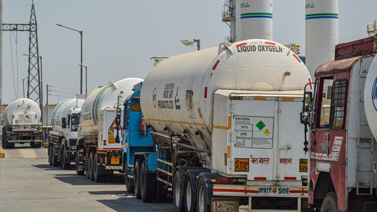 The outbreak of Covid-19 has created huge demand for liquid medical oxygen across the country.(PTI) The outbreak of Covid-19 has created huge demand for liquid medical oxygen across the country.(PTI)