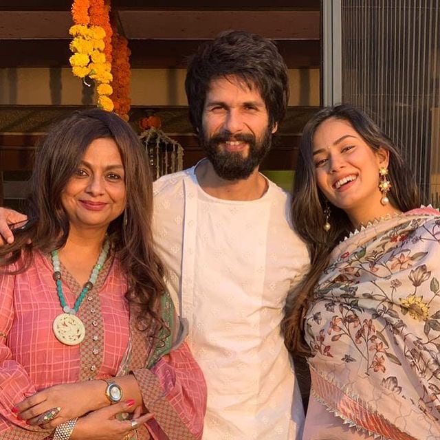 Neliima Azeem poses with Shahid Kapoor and Mira Rajput.