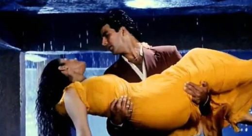 The song, which became very popular at the time of its release, will be recreated by Akshay in his upcoming film Sooryavanshi.
