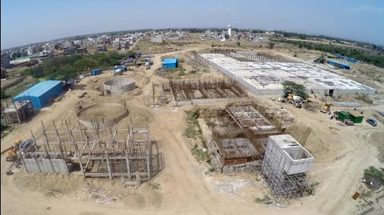 The project was initially slated to finish by December 2020, but the deadline was pushed to July 31, 2021, and now again to September this year. (HT Photo) The project was initially slated to finish by December 2020, but the deadline was pushed to July 31, 2021, and now again to September this year. (HT Photo)