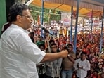 Firhad Hakim alleged that the Central Government and the Prime Minister have failed to tackle the Covid-19 situation.(Dawn.com) Firhad Hakim alleged that the Central Government and the Prime Minister have failed to tackle the Covid-19 situation.(Dawn.com)