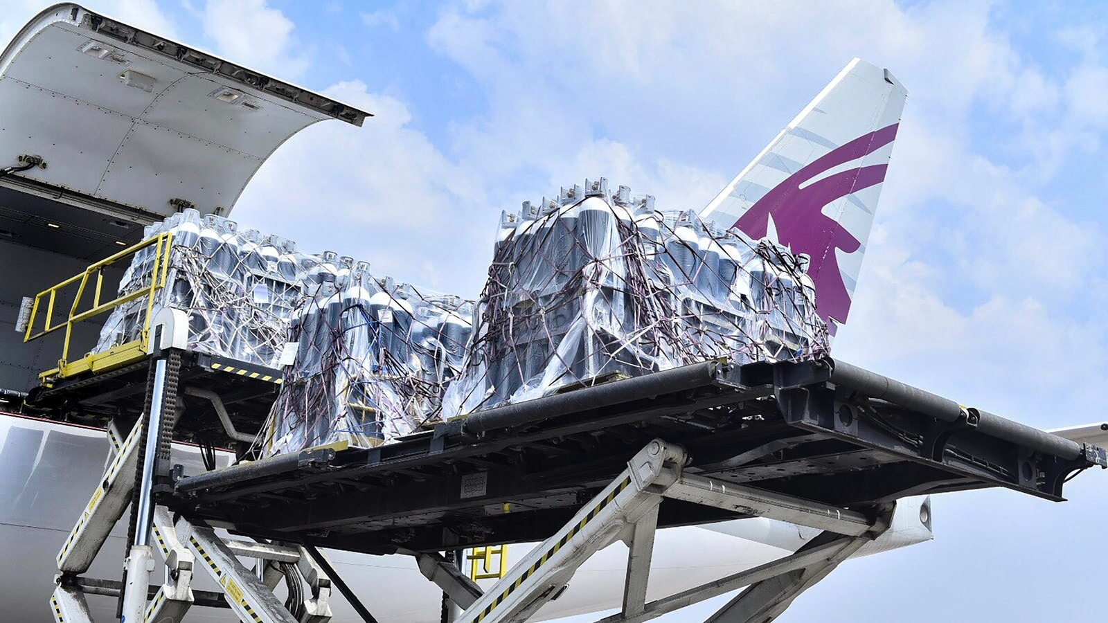 L’Inde remercie Qatar Airways d’avoir facilité l’expédition de 1350 bouteilles d’oxygène
