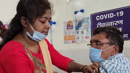 An elderly person being administered the Covid-19 vaccine at Sadar Hospital in Dhanbad in Jharkhand. (HT file photo) An elderly person being administered the Covid-19 vaccine at Sadar Hospital in Dhanbad in Jharkhand. (HT file photo)