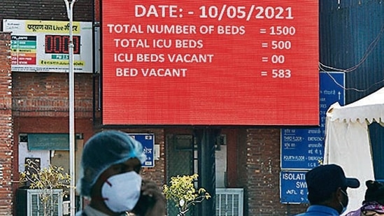 Bed occupancy displayed at Lok Nayak, on Monday.(HT Photo) Bed occupancy displayed at Lok Nayak, on Monday.(HT Photo)