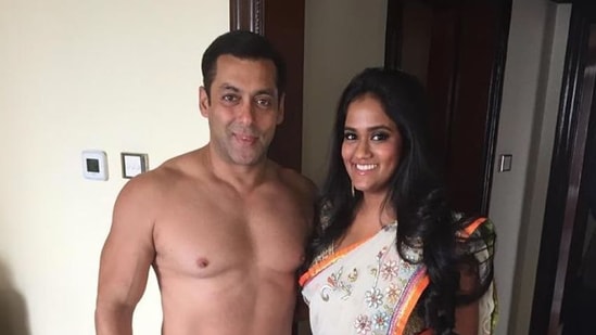 Salman Khan Sister Xxx - Salman Khan reveals sister Arpita Khan Sharma tested positive for Covid-19,  she issues a clarification | Bollywood - Hindustan Times