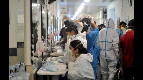 In the last 40 days, around 600 health workers at Post Graduate Institute of Medical Education and Research, Chandigarh, have been found infected, while close to 1,300 have recovered from the infection since the pandemic began. (HT File Photo) In the last 40 days, around 600 health workers at Post Graduate Institute of Medical Education and Research, Chandigarh, have been found infected, while close to 1,300 have recovered from the infection since the pandemic began. (HT File Photo)