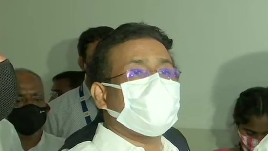 Tope said that only 35,000 doses of Covaxin are available.(ANI file photo) Tope said that only 35,000 doses of Covaxin are available.(ANI file photo)