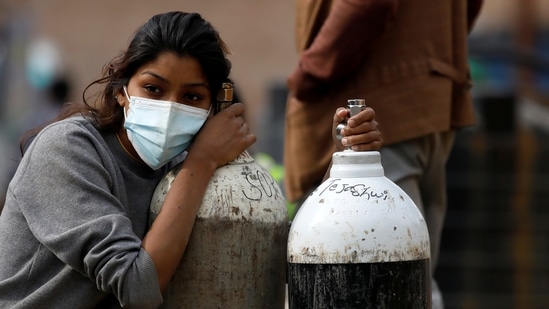 348,421 fresh Covid-19 cases, 4,205 deaths reported in India in 24 hours | Latest News India - Hindustan Times