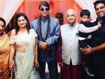 Actor Mukesh Khanna has said that his elder sister died due to congestion in the lungs.