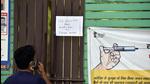 A notice saying ‘no vaccine’ at a vaccination centre at Shaheed Hemu Kalani Sarvodaya Bal Vidyalaya, Lajpat Nagar, New Delhi on Wednesday, May 12. (Sanjeev Verma/HT photo) A notice saying ‘no vaccine’ at a vaccination centre at Shaheed Hemu Kalani Sarvodaya Bal Vidyalaya, Lajpat Nagar, New Delhi on Wednesday, May 12. (Sanjeev Verma/HT photo)