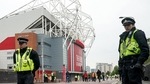 Manchester United fans protest again outside Old Trafford(Twitter) Manchester United fans protest again outside Old Trafford(Twitter)