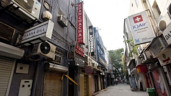 Delhi Police sealed Khan Chacha restaurant after oxygen concentrators and other medical supplies being black marketted were seized from here in Khan Market, in New Delhi.(Sanjeev Verma/HT PHOTO)