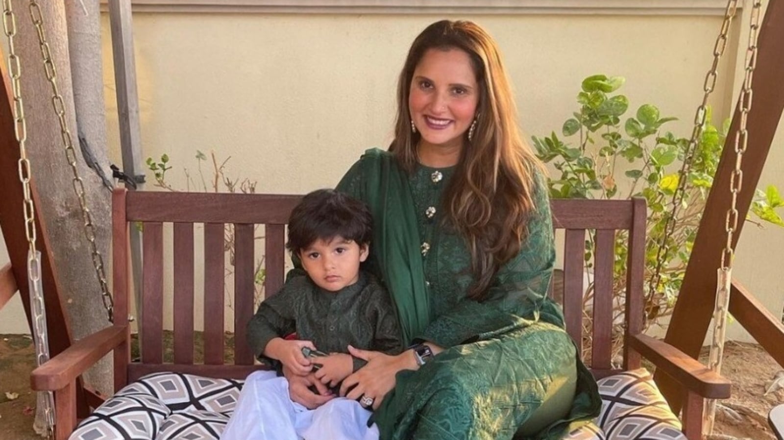 Sania Mirza Twins With Son Izhaan In Royal Green Outfit Wishes Fans Eid Mubarak Fashion Trends Hindustan Times