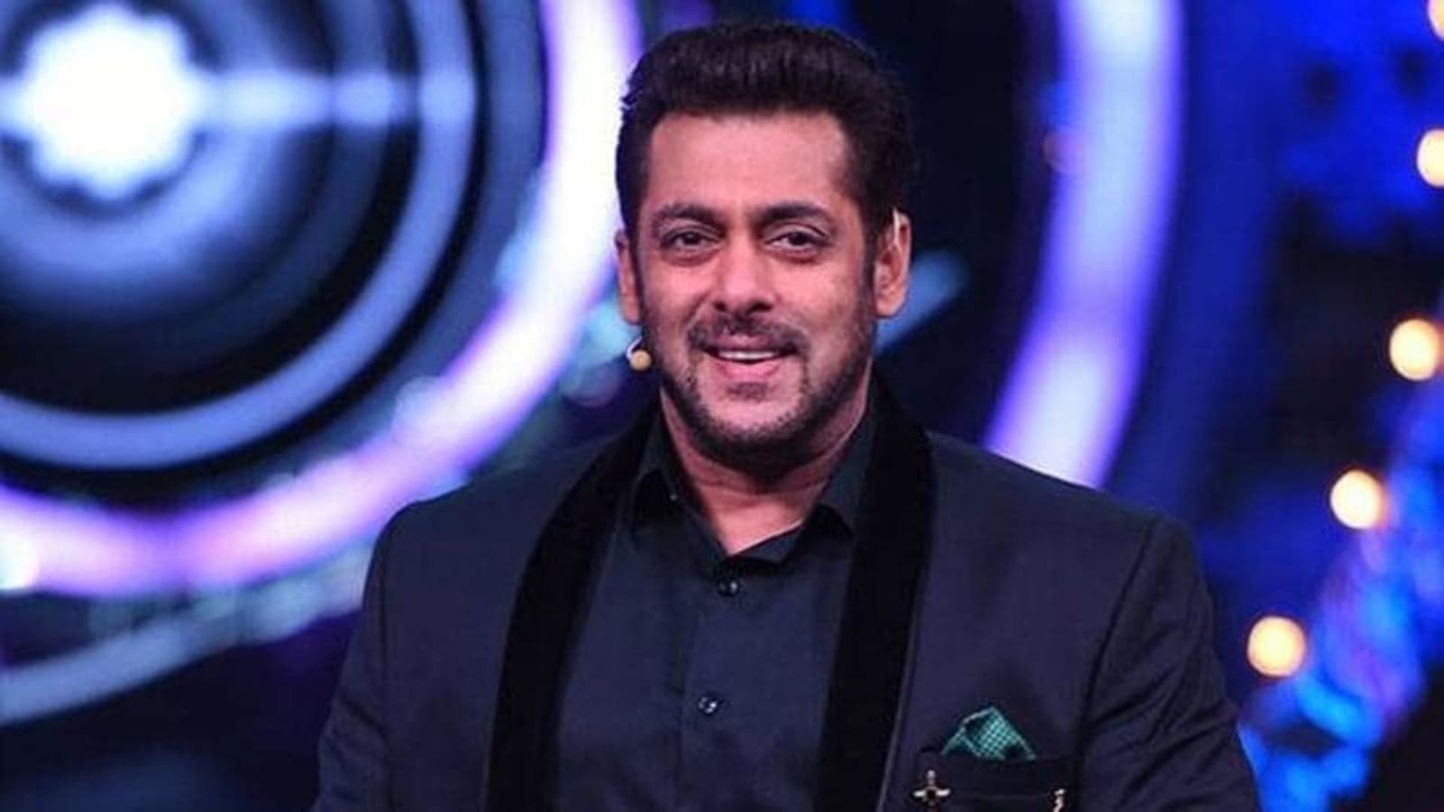 Salman Khan receives second dose of Covid-19 vaccine | Bollywood ...