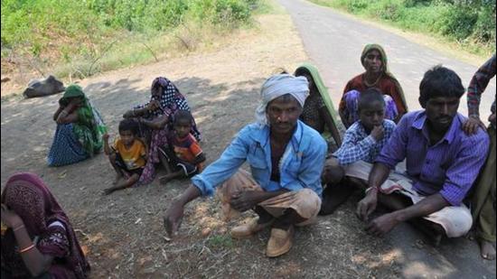 Four tribals from the Dongaria Kondh, another particularly vulnerable tribal group, living in Niyamgiri hills of Rayagada district tested positive on Thursday. (Image used for representation). (HT PHOTO.) Four tribals from the Dongaria Kondh, another particularly vulnerable tribal group, living in Niyamgiri hills of Rayagada district tested positive on Thursday. (Image used for representation). (HT PHOTO.)