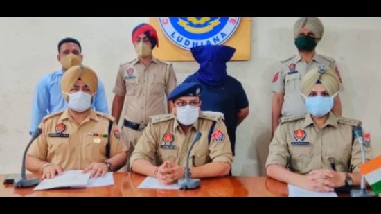 Police with the arrested accused in Ludhiana.