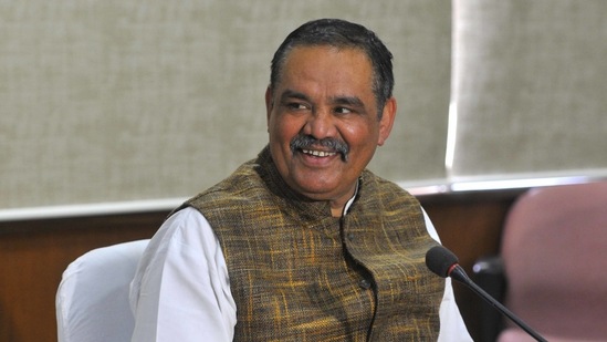 National Commission for Scheduled Castes chairman Vijay Sampla during press conference in Chandigarh on Sunday. (HT Photo)