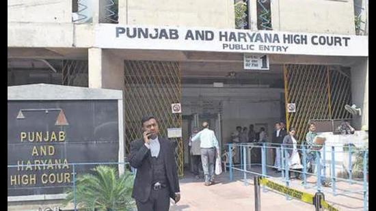 The HC Bar had passed a resolution announcing over urgent cases not being taken up by the high court. (Representational photo)