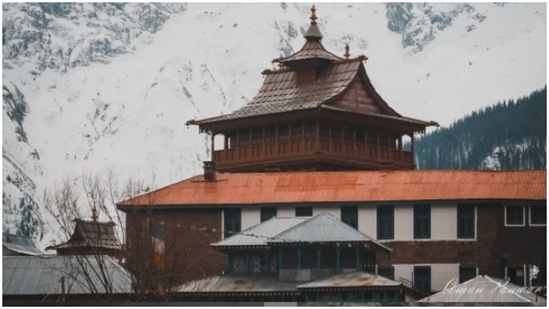Kalpa, one of the biggest villages in Kinnaur district, is known for its apple orchards and lush green mountains.(Instagram/thevagabondjournal)