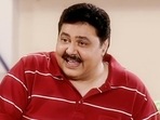 Satish Shah played Indravadan Sarabhai. Satish Shah played Indravadan Sarabhai.