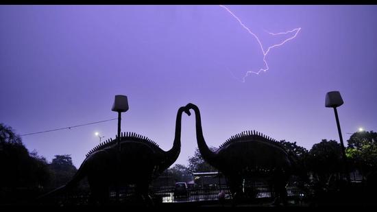 Though the cyclone will break once it hits the coast of Gujarat, the circulations in the atmosphere will continue to move northwards owing to pressure differences. (HT FILE PHOTO) Though the cyclone will break once it hits the coast of Gujarat, the circulations in the atmosphere will continue to move northwards owing to pressure differences. (HT FILE PHOTO)
