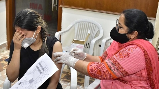 The AEFI panel in the report said that the reporting rate of thromboembolic events in India amounts to 0.61 cases per million. (HT file photo) The AEFI panel in the report said that the reporting rate of thromboembolic events in India amounts to 0.61 cases per million. (HT file photo)