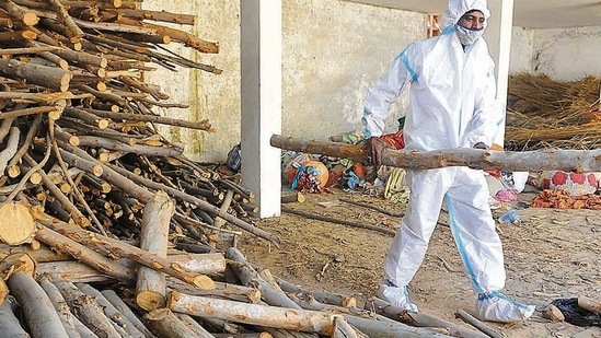 According to the official data, there are 2,07,467 active cases of Covid-19 in Andhra Pradesh while the death toll due to infection in the state has mounted to 9,271. According to the official data, there are 2,07,467 active cases of Covid-19 in Andhra Pradesh while the death toll due to infection in the state has mounted to 9,271.