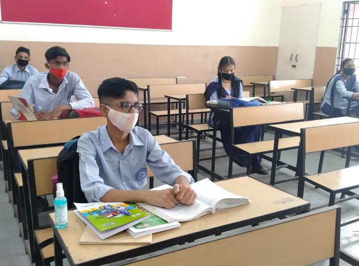 CBSE 12th Exams: Around 300 students writes to CJI against offline mode of exam