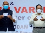 Union defence minister Rajnath Singh with health minister Harsh Vardhan releases the first batch of anti-COVID drug 2DG, developed by DRDO, in New Delhi. Union defence minister Rajnath Singh with health minister Harsh Vardhan releases the first batch of anti-COVID drug 2DG, developed by DRDO, in New Delhi.