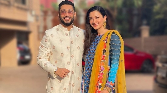 Gauahar Khan, who is married to Zaid Darbar, responded to a troll. (Instagram)