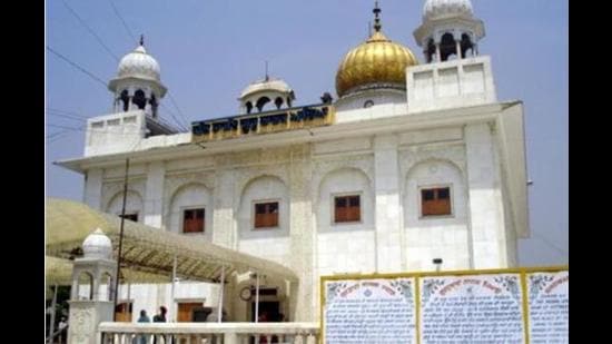 Along with medical oxygen, the Alambagh Gurudwara management has also arranged for home delivery of food for Covid-19 infected patients. (Courtesy- Lucknowonline.in) Along with medical oxygen, the Alambagh Gurudwara management has also arranged for home delivery of food for Covid-19 infected patients. (Courtesy- Lucknowonline.in)