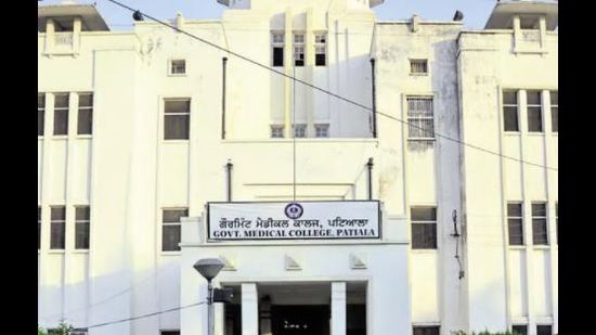 37-year-old resident doctor at GMC Patiala dies of Covid