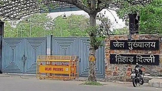 The government has recently started vaccinating all inmates who are aged 45 and above at the three jails of Tihar, Mandoli and Rohini. (HT Archives) The government has recently started vaccinating all inmates who are aged 45 and above at the three jails of Tihar, Mandoli and Rohini. (HT Archives)