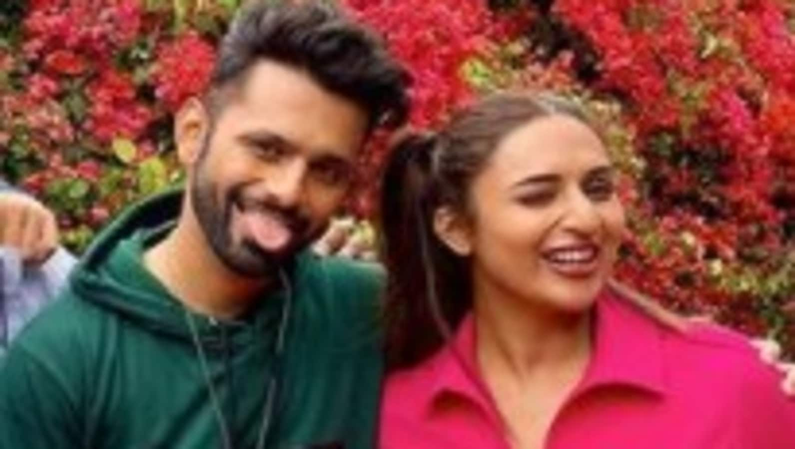 Rahul Vaidya compliments Divyanka Tripathi on Khatron Ke Khiladi 11 stunt, she says, 'maine inhe paise diye hai'