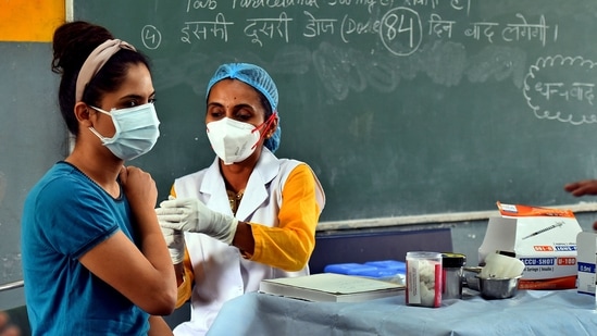 Patna had earlier received two tranches of 38,000 and 25,000 doses of Covid vaccines. (Raj K Raj / HT Photo) Patna had earlier received two tranches of 38,000 and 25,000 doses of Covid vaccines. (Raj K Raj / HT Photo)