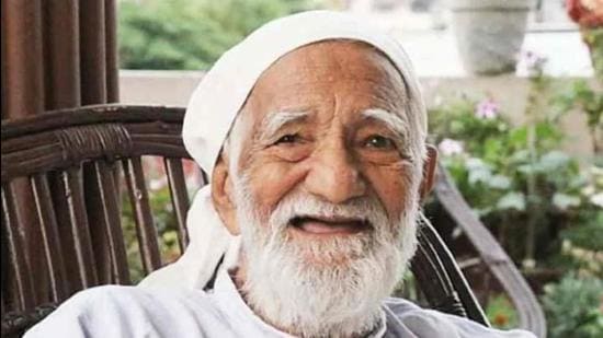 Sunderlal Bahuguna. (File photo) Sunderlal Bahuguna. (File photo)
