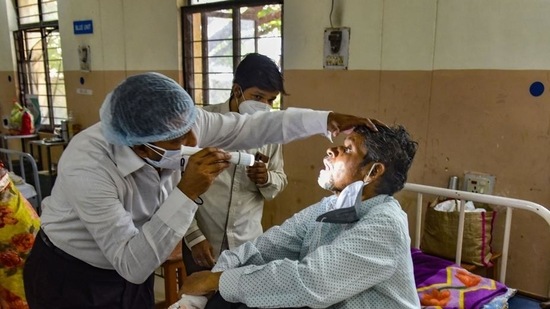 Centre said it has taken a slew of measures to ensure mucormycosis medicine Amphotericin-B is available in the country adequately(HT_PRINT) Centre said it has taken a slew of measures to ensure mucormycosis medicine Amphotericin-B is available in the country adequately(HT_PRINT)