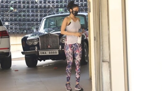 To complete the ensemble, Rakul wore a pair of black sneakers and teamed it with an embroidered face mask. What do you think about these two looks?(Varinder Chawla)