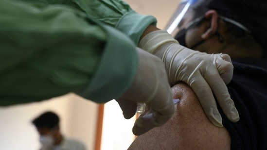 Levels of antibodies produced to fight off the virus are 20% to 300% higher when the follow-up vaccine comes later, new research shows. (AFP file) Levels of antibodies produced to fight off the virus are 20% to 300% higher when the follow-up vaccine comes later, new research shows. (AFP file)