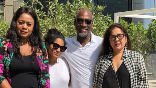 Actor Neena Gupta with West Indian cricketer Vivian Richards and their daughter Masaba Gupta.